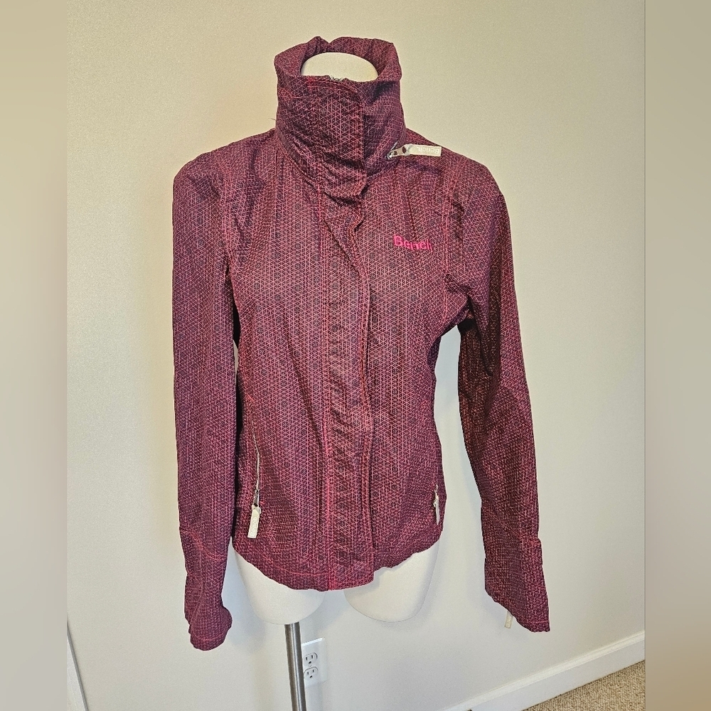 Bench Geometric Light Jacket with Hidden Hood - XL - Picture 2 of 13